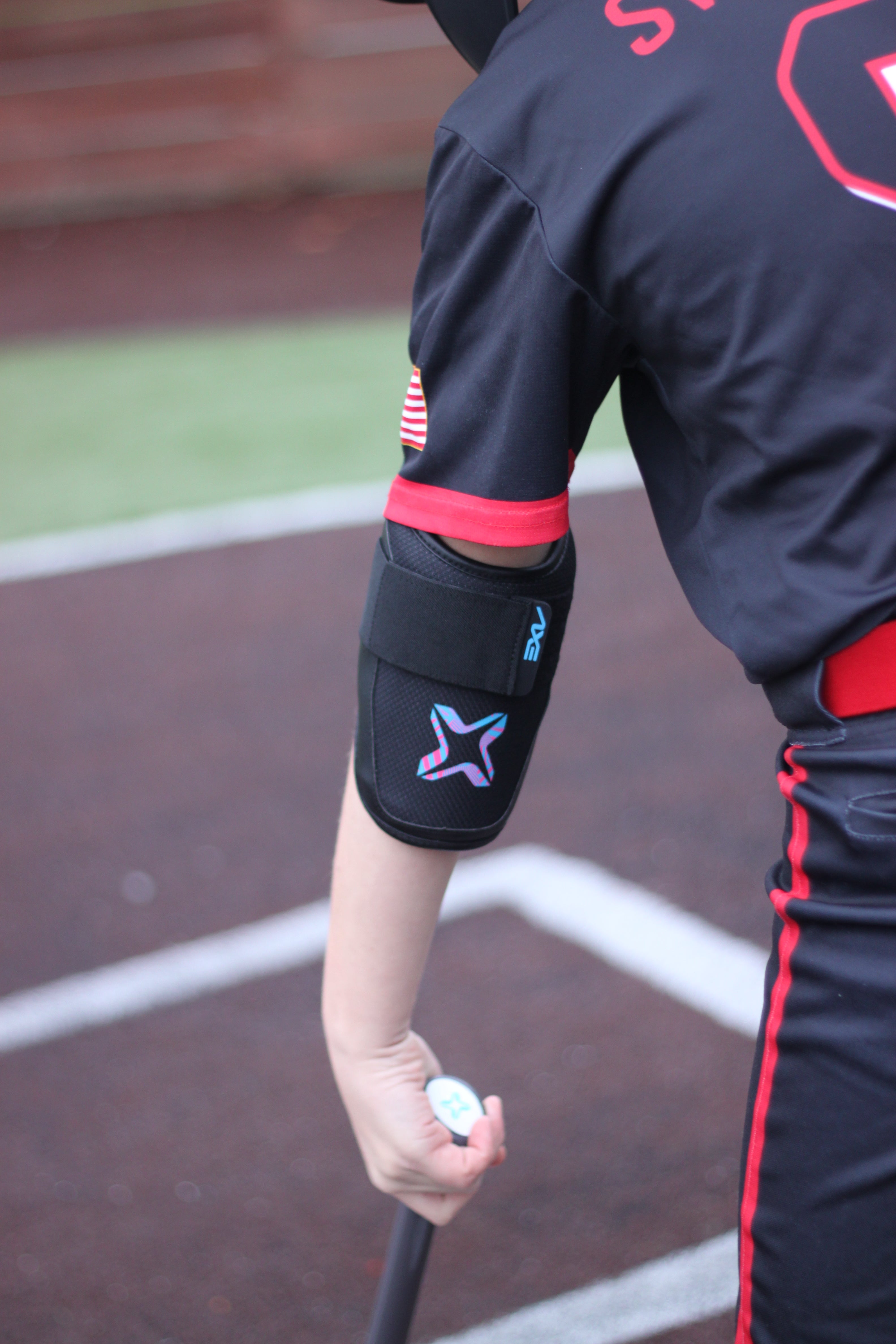 Axe Elbow Guards - Cotton Candy